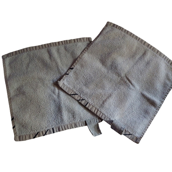 Set of 2 Batman washcloths - Picture 3 of 3